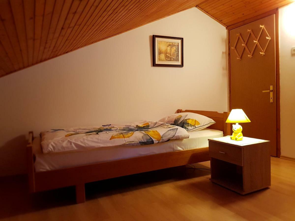 Cres View Apartments Екстер'єр фото