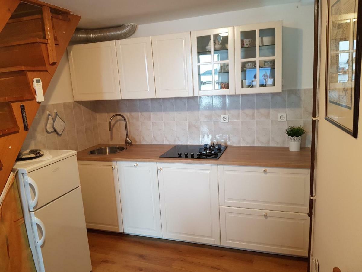 Cres View Apartments Екстер'єр фото